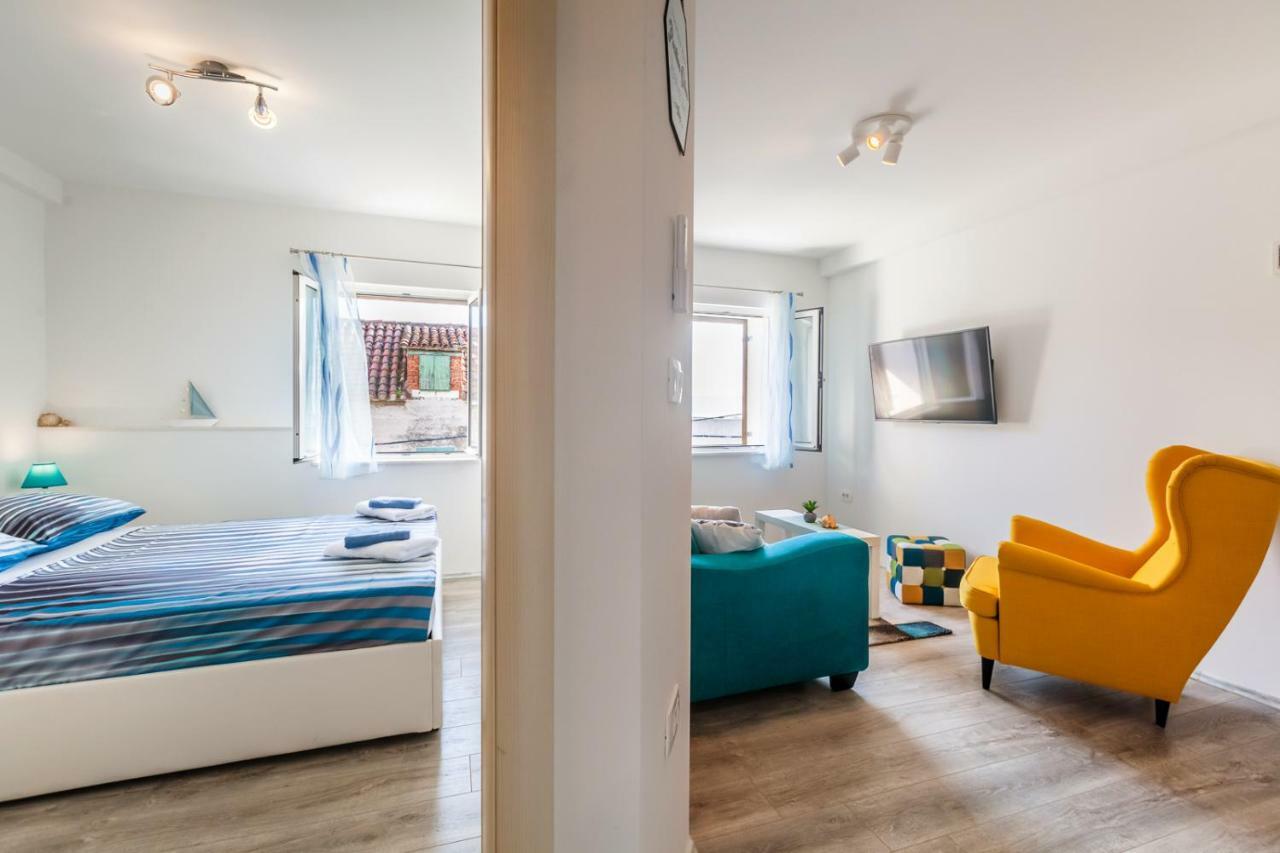 Apartments Mb Kaštela Buitenkant foto